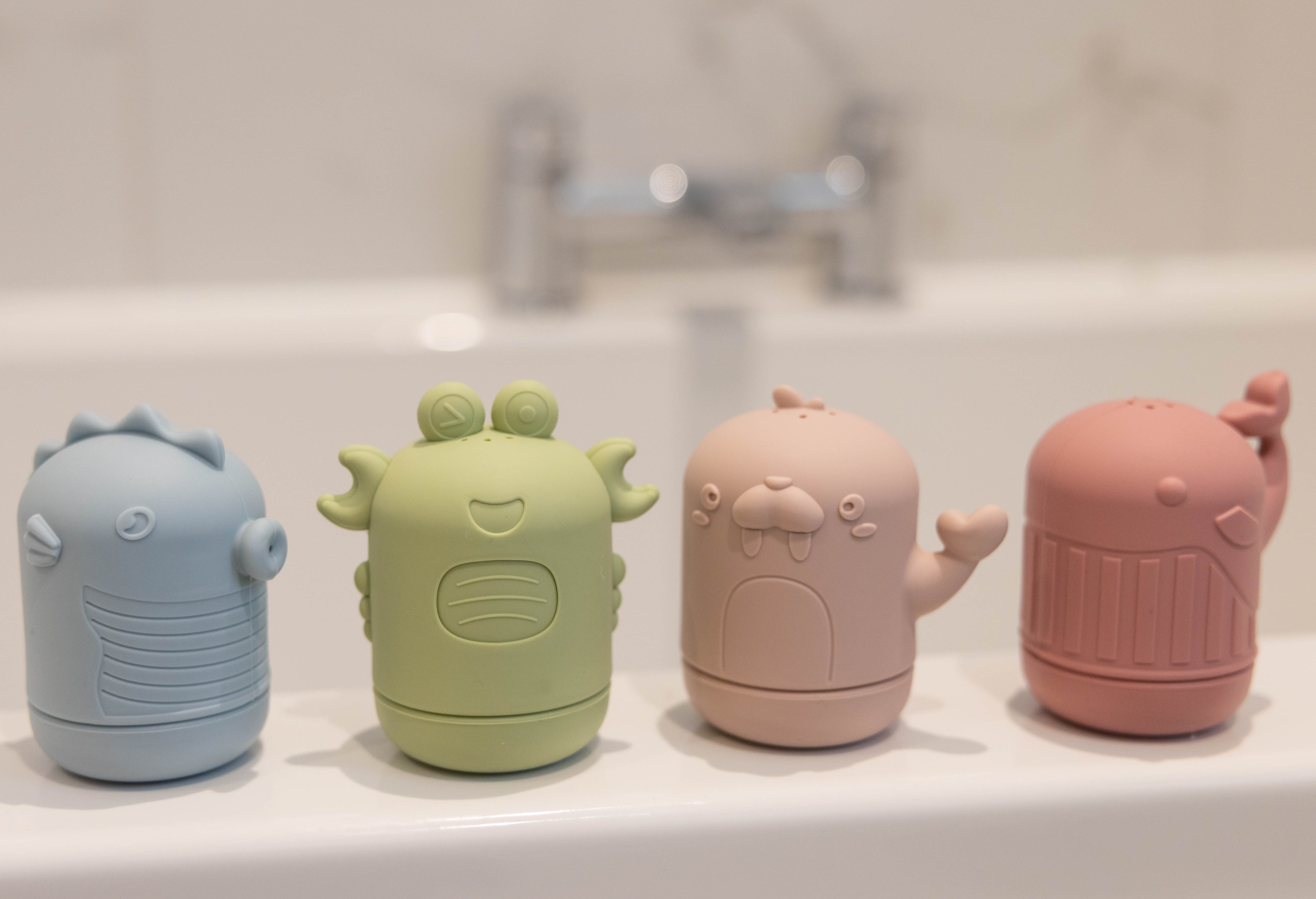Bath Toy Set - Squeeze & Squirty's
